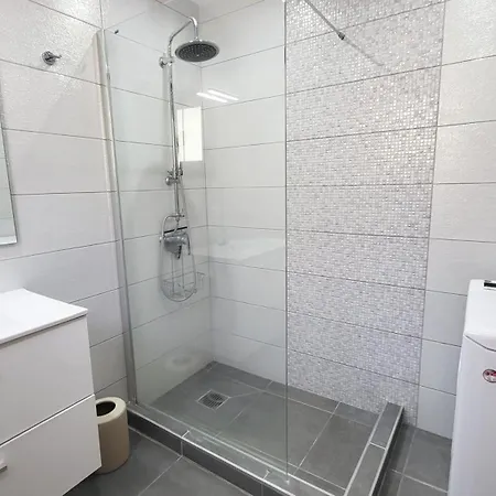 Discover Your Perfect Escape ! Apartment
